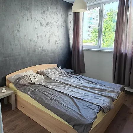 Apartment Grand Mall * Varna