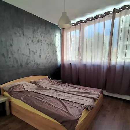 Apartment Grand Mall Daire *